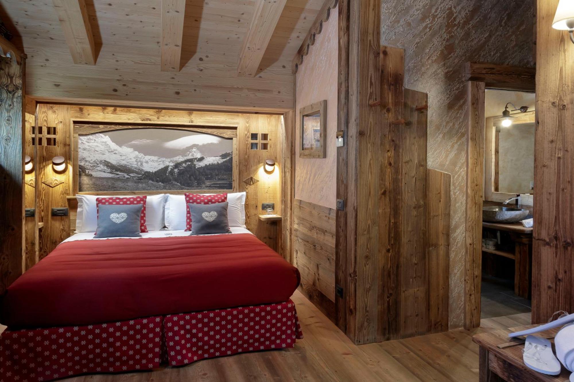 Francois Boutique - Matterhorn Retreat & In Cervinia Hotel